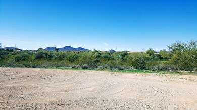 Great Flat Lot Room for Pools, Casita, H