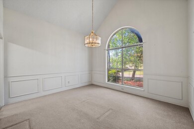 825 Newport Rd, Fort Worth, TX 76120 - photo 4