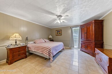 15316Moss-46