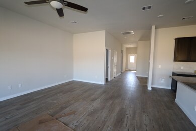 323 Stablebrook St, Magnolia, TX 77354 - photo 4