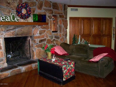 Family room 2