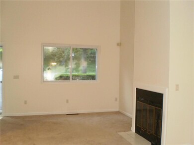 882 Halifax Dr, Warwick, RI 02886 - photo 6