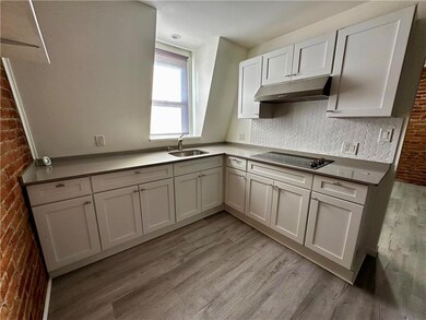 37 S 10th St, Allentown, PA 18102 - photo 4