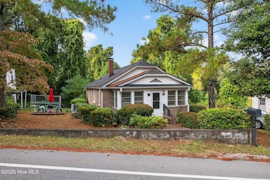 3_photo-8168-main-street