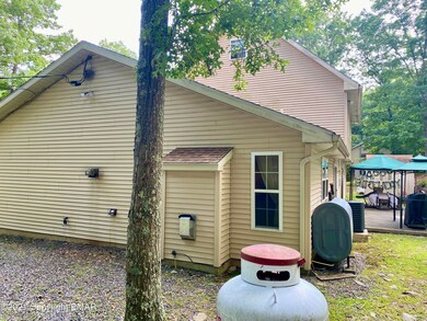 2363 Eagle Path, Bushkill, PA 18324 - photo 7