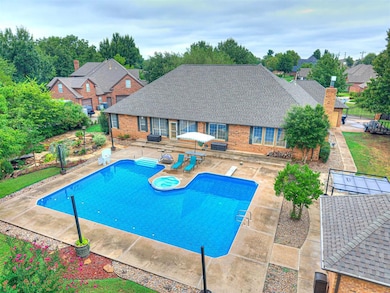 11452 Lakeridge Run, Oklahoma City, OK 73170 - photo 5