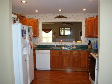 412 Snow Hollow Ln, McMinnville, TN 37110 - photo 3