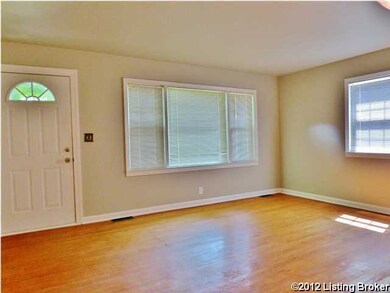 7804 Vaughn Mill Rd, Louisville, KY 40228 - photo 5