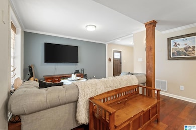 590 Forrest Dr S, Birmingham, AL 35209 - photo 4