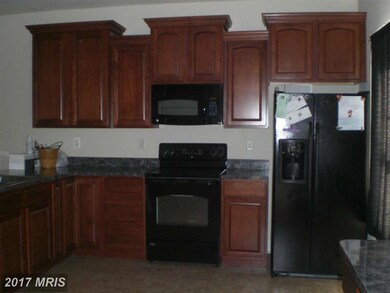 435 Channing Dr, Chambersburg, PA 17201 - photo 3