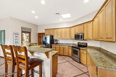 32-Kitchen_w_Breakfast_Bar_-_Copy
