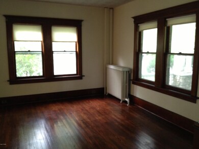 201 W High St, Milford, PA 18337 - photo 4