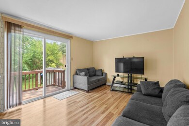 19048 Staleybridge Rd, Germantown, MD 20876 - photo 5