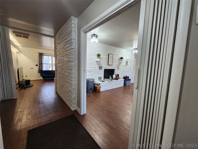 11604 N Lewis Ave, Skiatook, OK 74070 - photo 5