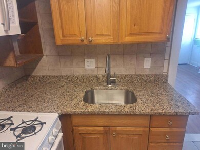 201 UNIT B Chester Ave, Moorestown, NJ 08057 - photo 5