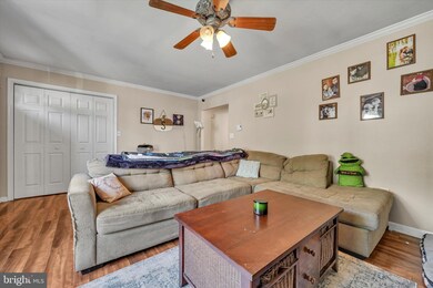 17 Linden St, Leola, PA 17540 - photo 4