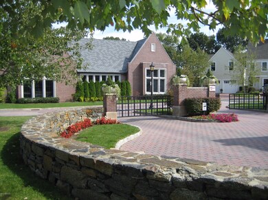 77 Havemeyer Ln unit 68, Stamford, CT 06902 - photo 2