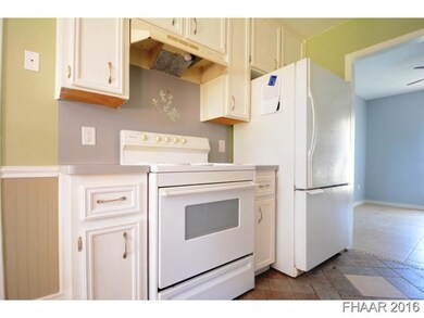 926 Edwards St, Copperas Cove, TX 76522 - photo 7