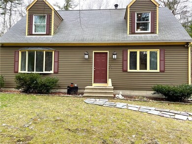 32 Suzanne Ct, West Greenwich, RI 02817 - photo 2