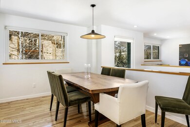 1466 Deer Blvd-004