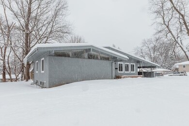 4105 Lynner Dr, Des Moines, IA 50310 - photo 2