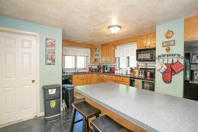 196 Lakeshore Dr, Bellingham, MA 02019 - photo 6