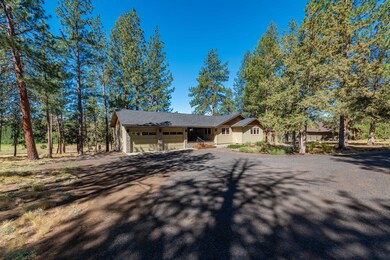 69947 Meadow View Rd, Sisters, OR 97759 - photo 7