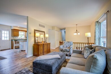 62 Foxcroft Rd, Naperville, IL 60565 - photo 6