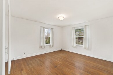 10 Errol St, Warwick, RI 02888 - photo 6