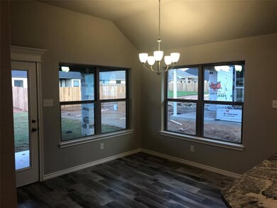 3301 Windcrest Dr, Granbury, TX 76049 - photo 5