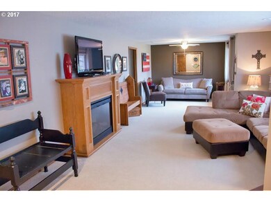 14100 SE Marsha Ct, Boring, OR 97009 - photo 5