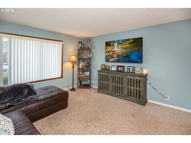 1057 Waverly St, Eugene, OR 97401 - photo 6