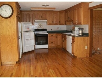 19 Fairfield Manor, Hampden, MA 01036 - photo 4