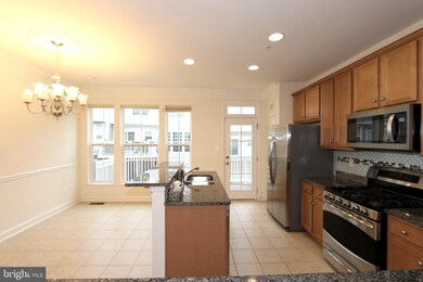 11934 Weybridge Ln, Germantown, MD 20876 - photo 5