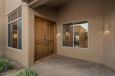 004_Entry Door