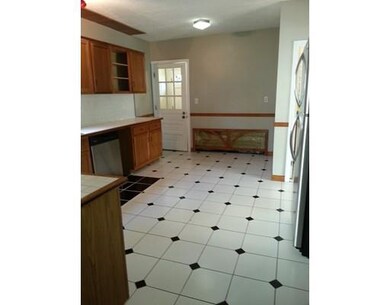 46 Hadwen Rd, Worcester, MA 01602 - photo 5