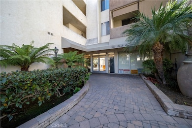 The Park Encino Condo, Encino, CA 91316 - photo 2