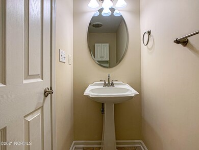 102 Whitby Ct, Jacksonville, NC 28540 - photo 7