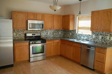 4183 Swallowfield 018