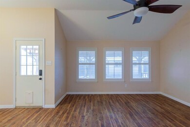 954 Bowie Dr, Lavon, TX 75166 - photo 5