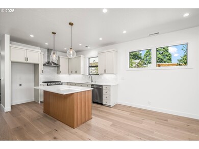 91221 N Harrison St, Eugene, OR 97408 - photo 7