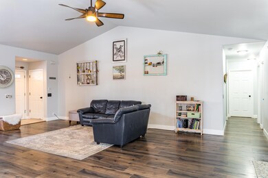 21355 Puffin Dr, Bend, OR 97701 - photo 6