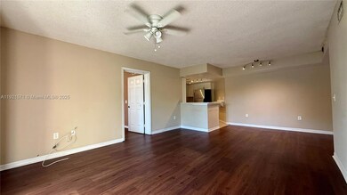 4177 N Haverhill Rd unit 814, West Palm Beach, FL 33417 - photo 5