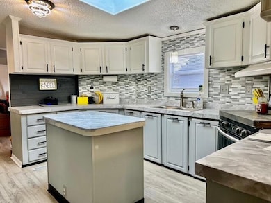 176 Cherry Ct, Muskegon, MI 49445 - photo 4