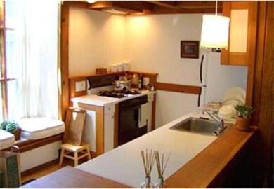 82 Pine Grove, Amherst, MA 01002 - photo 4