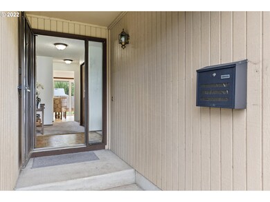 2080 SW Wynwood Ave, Portland, OR 97225 - photo 2