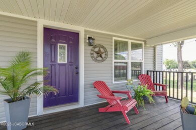 121 Park St, New Bloomfield, MO 65063 - photo 4