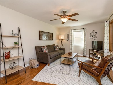 731 34th St, West Des Moines, IA 50265 - photo 5