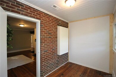 313 Westwood Dr, Statesville, NC 28677 - photo 5