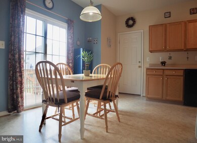 6906 Xandu Ct, Fredericksburg, VA 22407 - photo 4